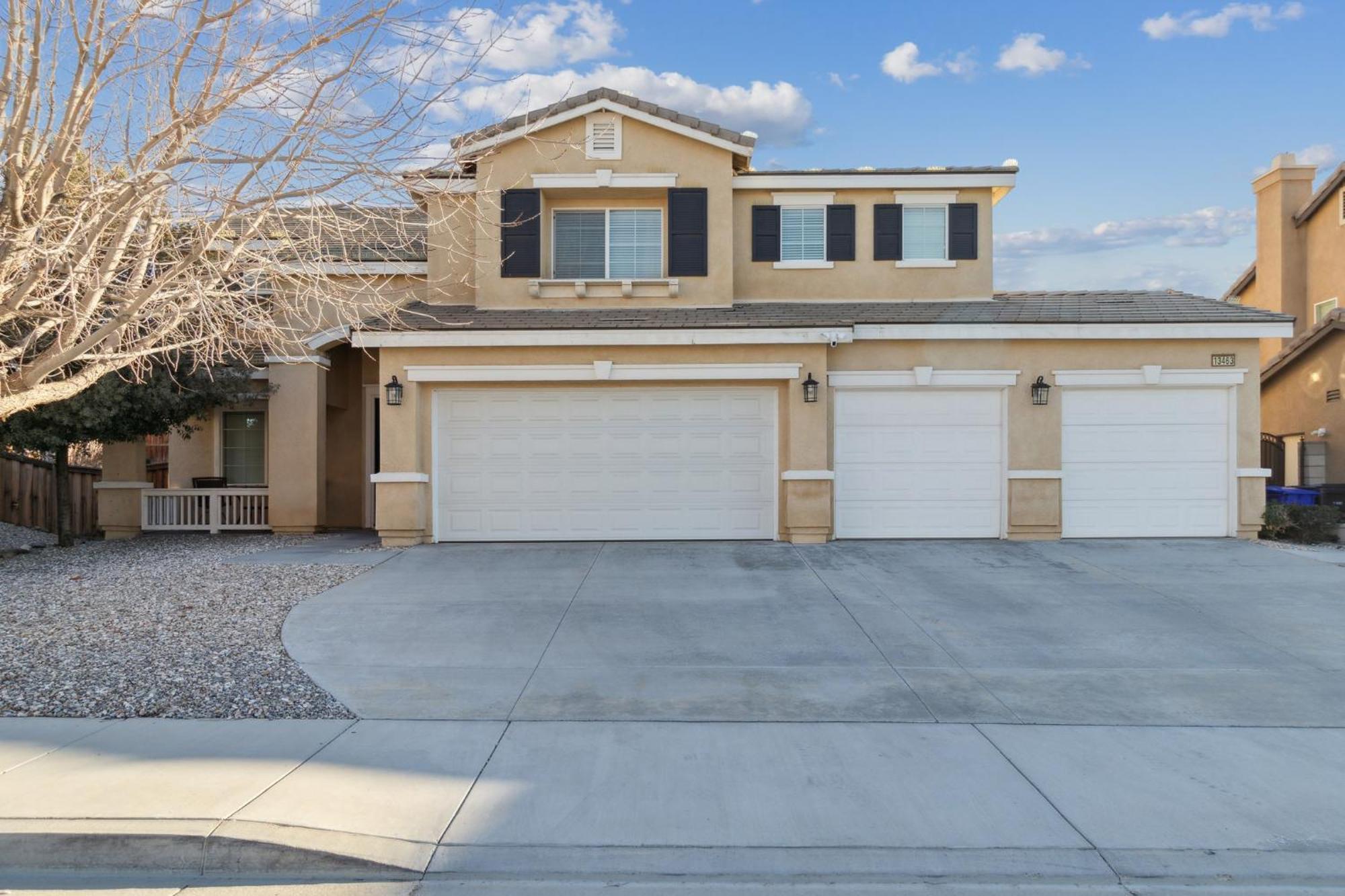 5Br 3Ba Home - King Beds - Fast Wifi Home Victorville Exterior photo